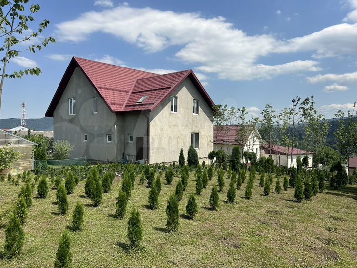 Дом 450 м² на участке 38 сот.