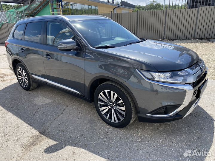 Mitsubishi Outlander 2.0 CVT, 2020, 58 000 км