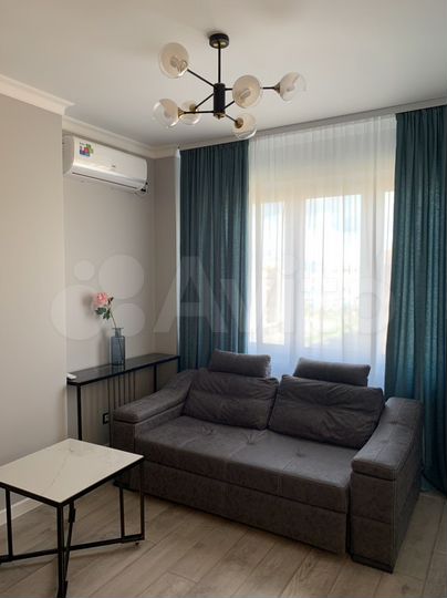 1-к. квартира, 40 м², 9/9 эт.