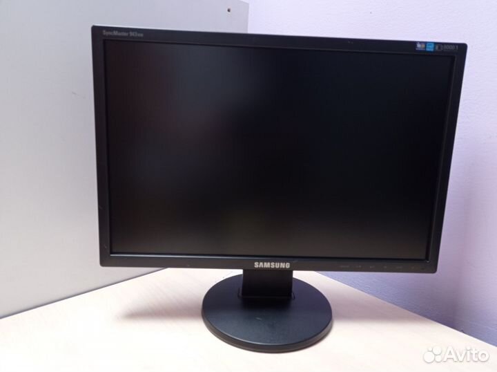 Монитор samsung 19'' с гарантией