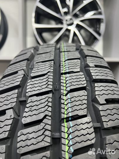 Kumho Winter PorTran CW51 215/65 R16C