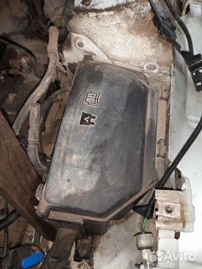 Блок предохранителей Ford Mondeo 4