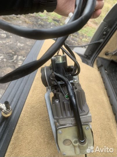 Пневмокомпрессор Range Rover L322