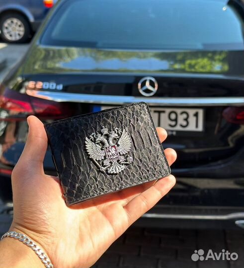 Обложка на удостоверение из питона