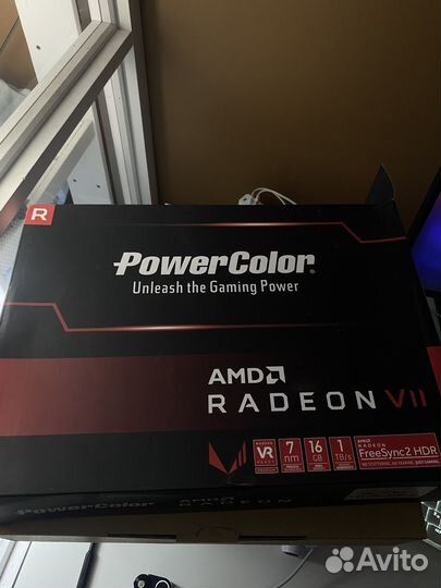 Видеокарта radeon VII (16 gb, HBM2)