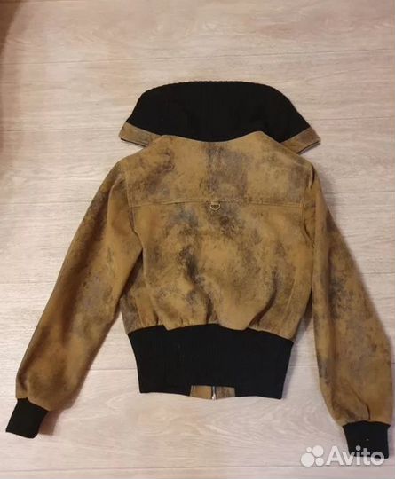 Демисезонная замшевая варёнка куртка винтаж