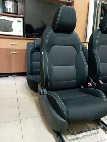 Автомобильные сидения бу