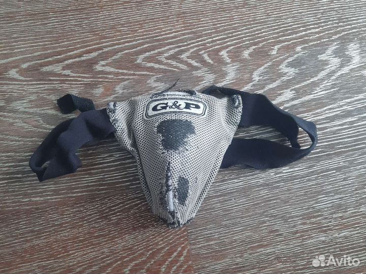 Хоккейная защита паха