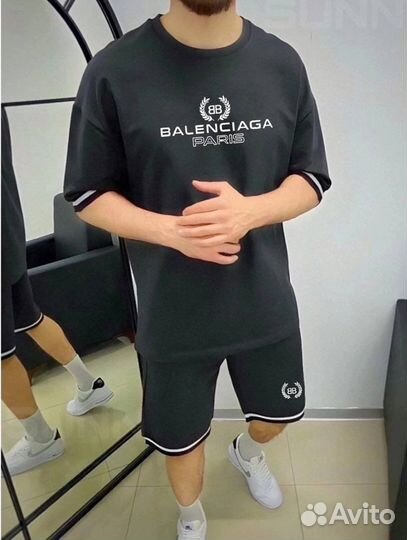 Спортивный костюм Balenciaga