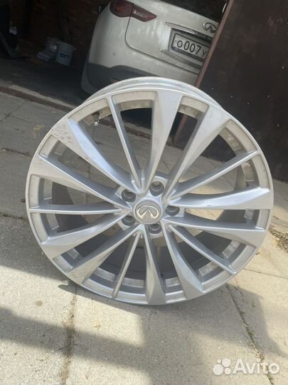 Диски на infiniti r20