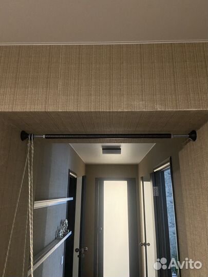 Турник настенный