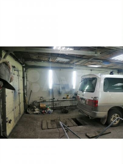 Гараж, > 30 м²