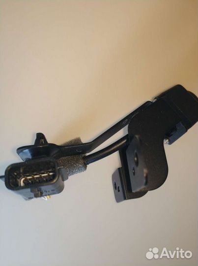 Камера переднего вида Nissan Pathfinder 2012-2017