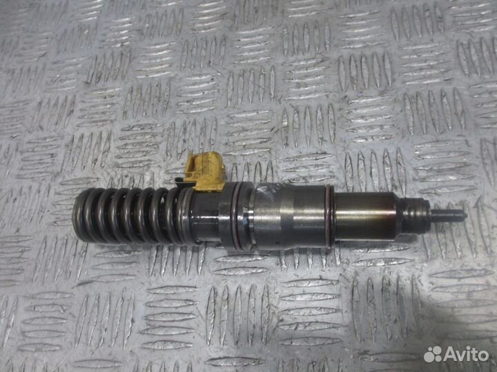 Насос-форсунка с.н. 43828336 renault 21569191