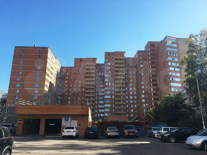Машиноместо, 14 м²
