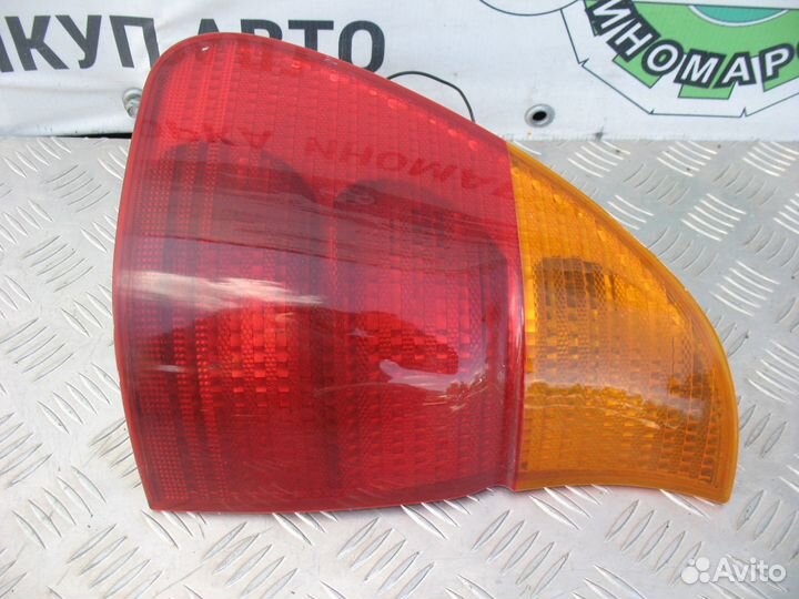 Фонарь задний наружный левый BMW X5 E53 2002г