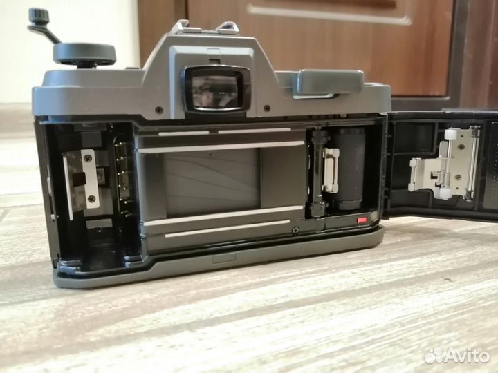 Плёночный зеркальный фотоаппарат Pentax P30t