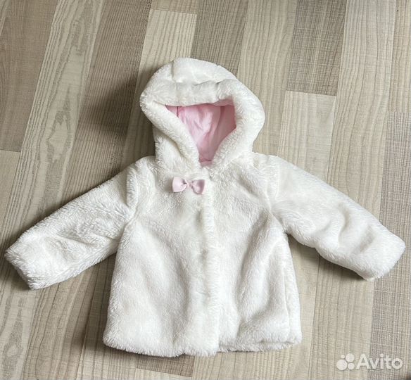 Шубка белая плюшевая