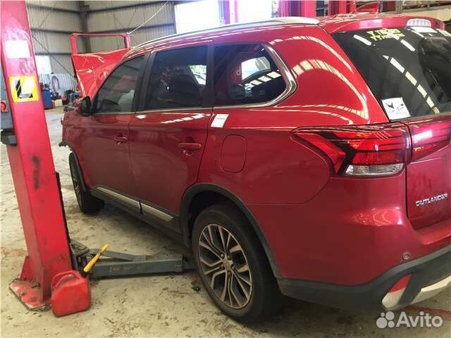 Дверь передняя задняя левая Mitsubishi Outlander3