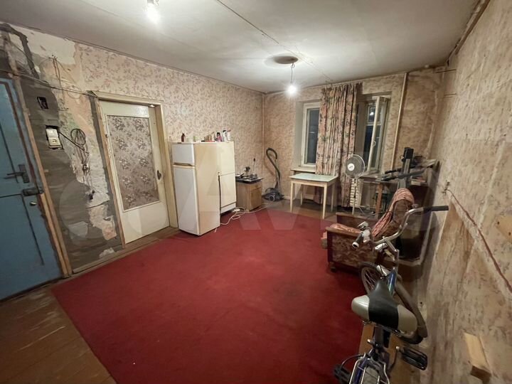 Доля в 2-к. квартире, 33,8 м², 3/5 эт.