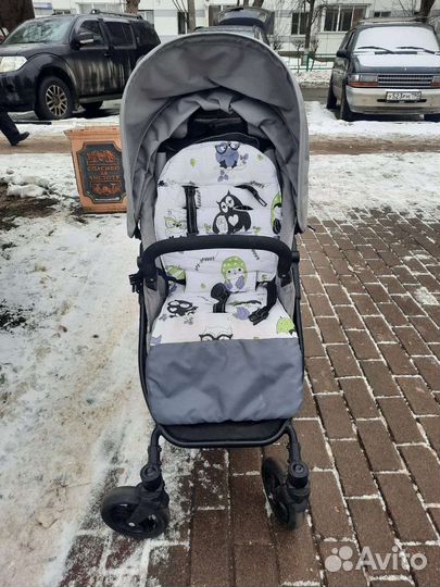 Прогулочная коляска