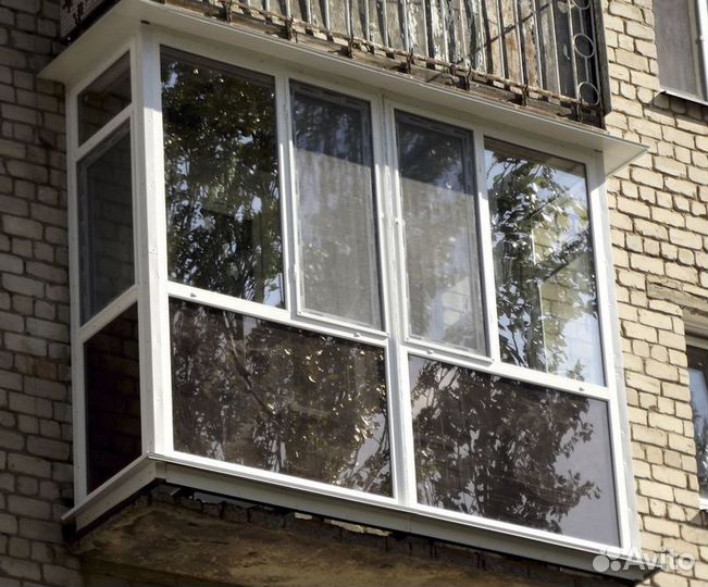 Французское остекление балконов и лоджий