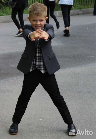 Костюм для мальчика новый 116