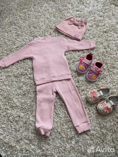 Пакет вещей для девочки р.80 и летняя обувь р.20