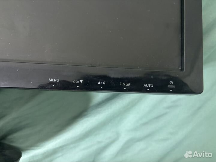 Монитор Samsung s24d300