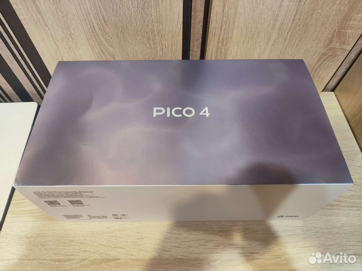 Pico 4 256 гб + игры, аксессуары