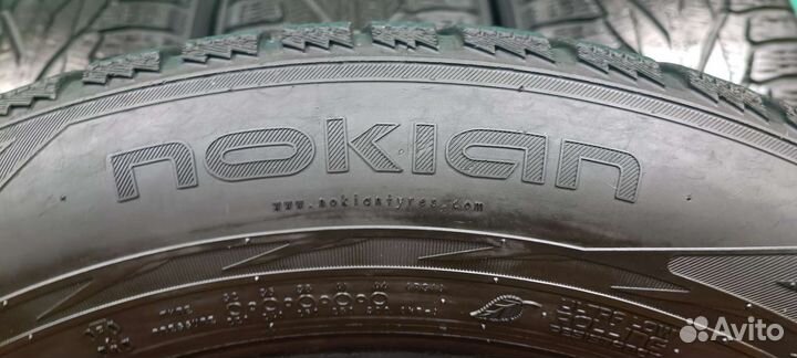 Nokian Tyres Hakkapeliitta R2 SUV 225/60 R18 104R