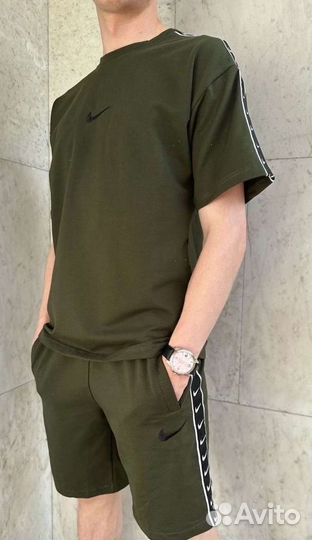 Шорты и футболка Nike