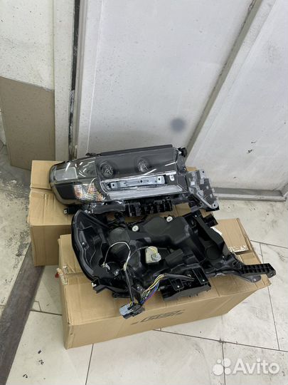 Фары land cruiser 200