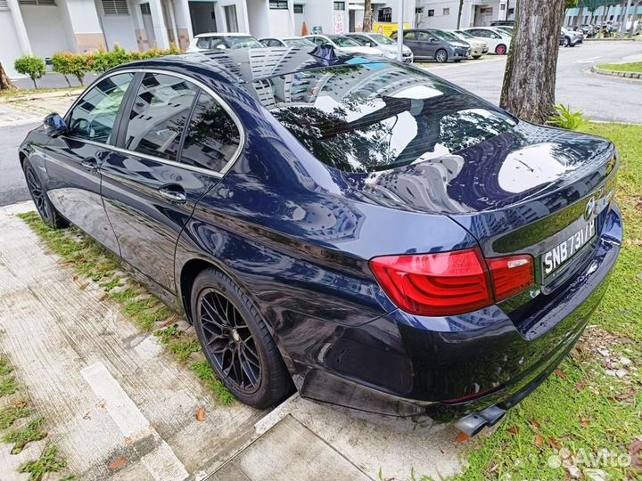 В разборе BMW 520i (F10) 2012г. 2,0л. 184 л/с