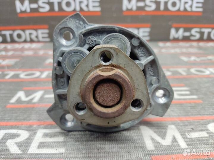 Помпа Volkswagen Touareg 7L AZZ 2004