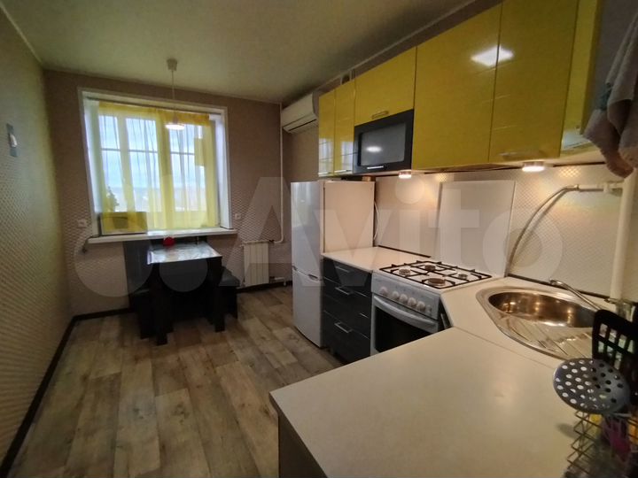 1-к. квартира, 48 м², 7/14 эт.