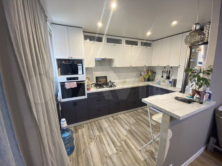 2-к. квартира, 41 м², 8/9 эт.