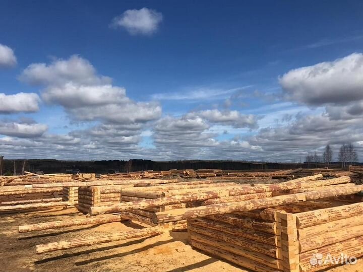 Сруб дома (бани)