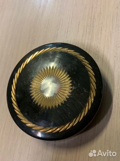 Советская пудреница-эмаль