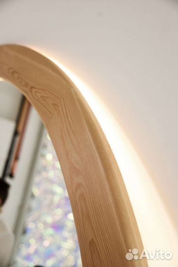 Умное зеркало с подсветкой