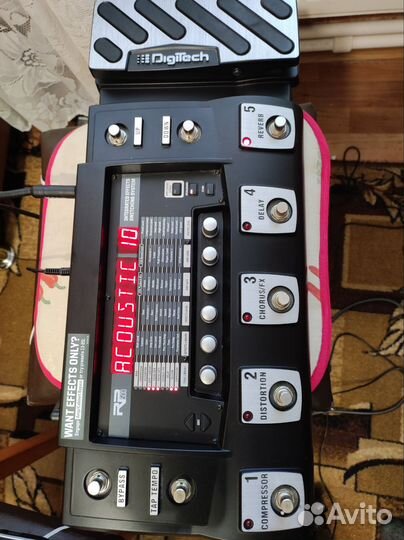 Гитарный процессор digitech