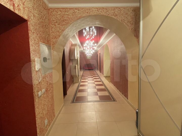 4-к. квартира, 155 м², 3/4 эт.