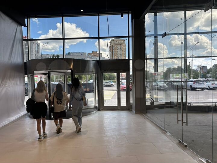 Торговая площадь, 194.3 м²