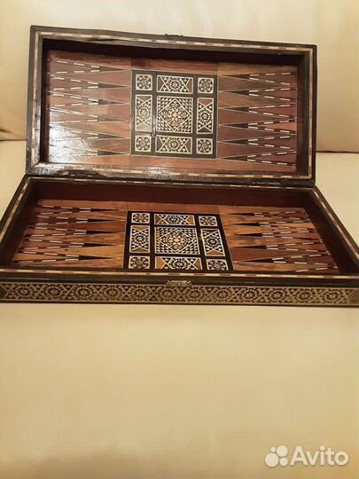 Доска для шахмат и нард