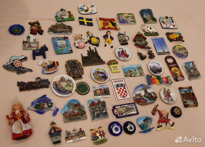 Коллекция магнитов на холодильник, из Европы