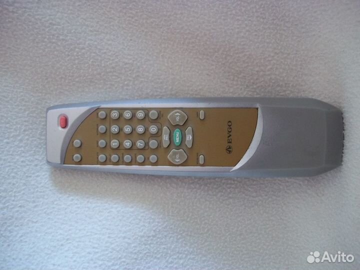 Продам пульт от телевизора evgo ET-2140