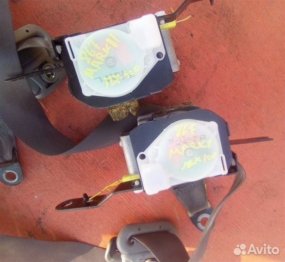 Ремень безопасности левый Toyota Mark Ii JZX100