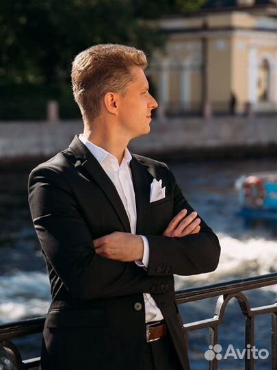 Ведущий на мероприятие