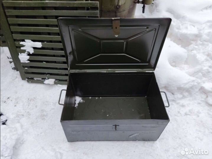 Ящик военный металлический