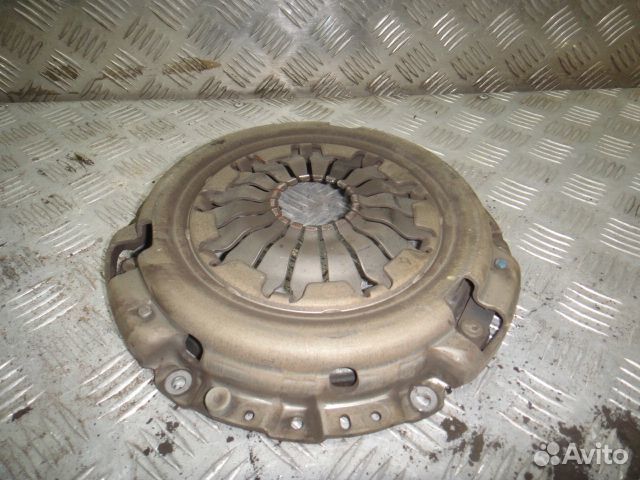 Корзина сцепления Duster (12) 2.0 F4R б\у